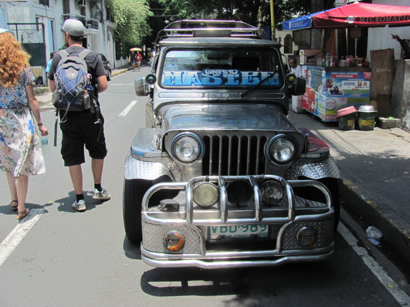 Illustration for article titled These World War II Jeep Buses Prove Americana Lives On In The Philippines